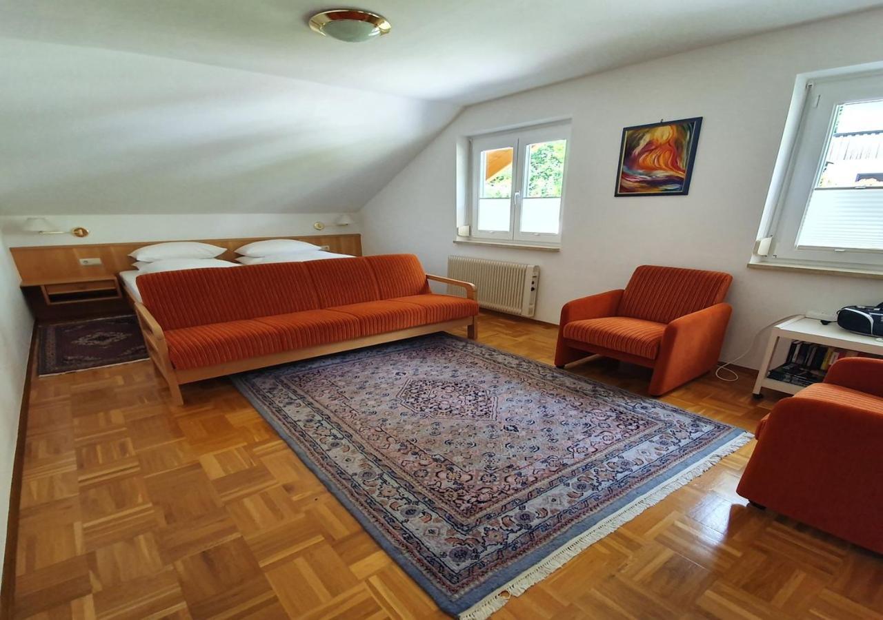 Haus Kraller-Urlaub Mit Seeblick Millstatt Exterior photo