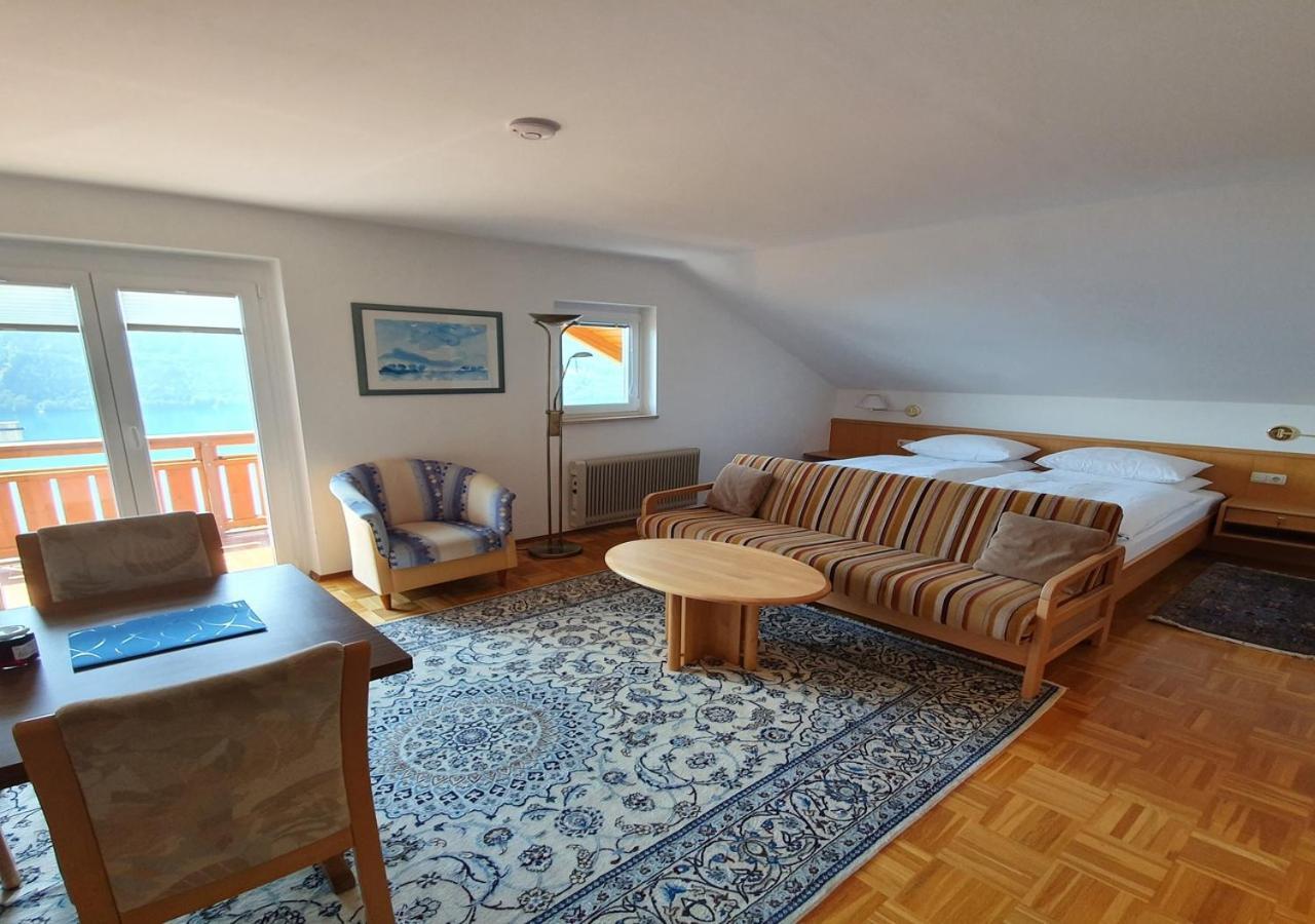 Haus Kraller-Urlaub Mit Seeblick Millstatt Exterior photo