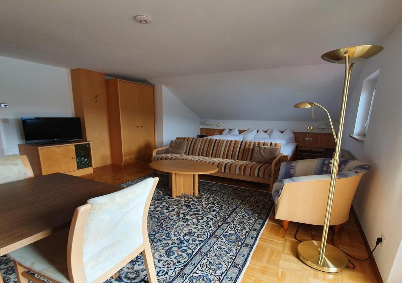 Haus Kraller-Urlaub Mit Seeblick Millstatt Exterior photo