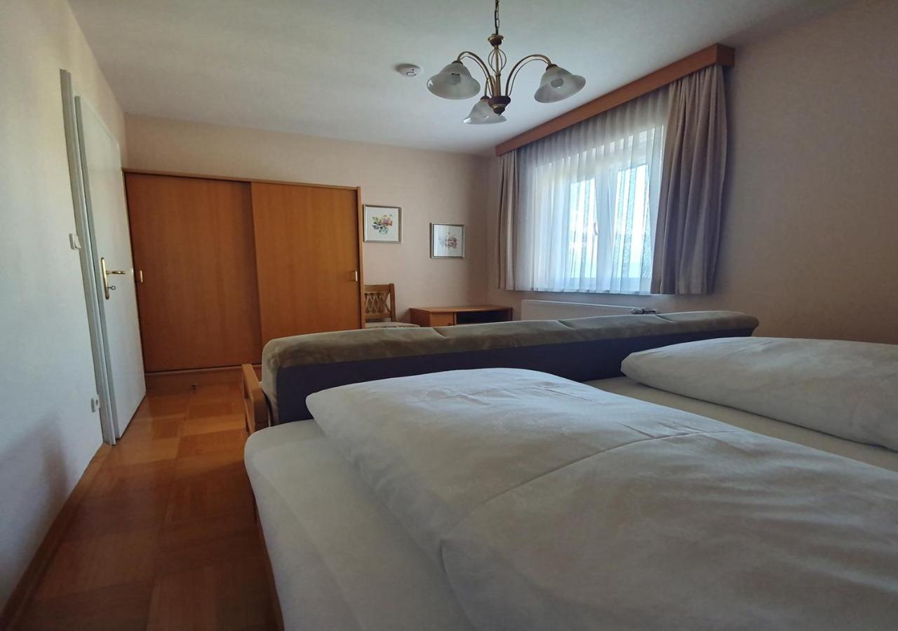 Haus Kraller-Urlaub Mit Seeblick Millstatt Exterior photo